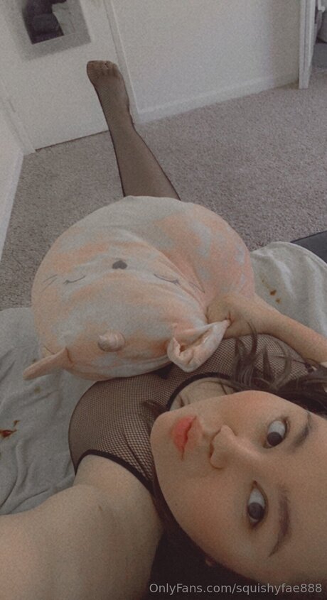 Squishyfae888 model nudes pic