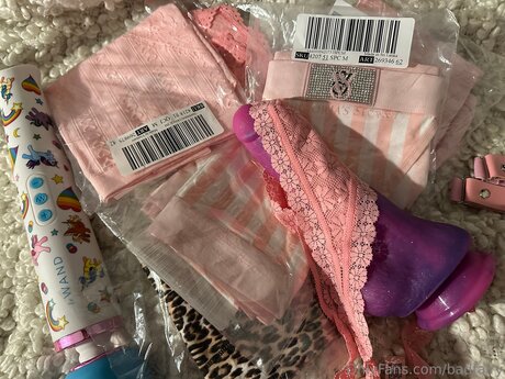 Badfairy star hot images