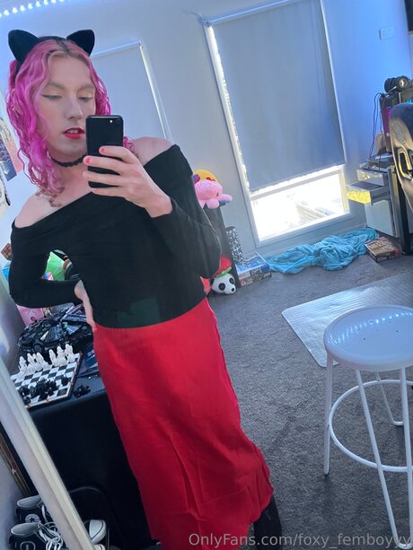 Foxy Femboyyy star nudes gallery