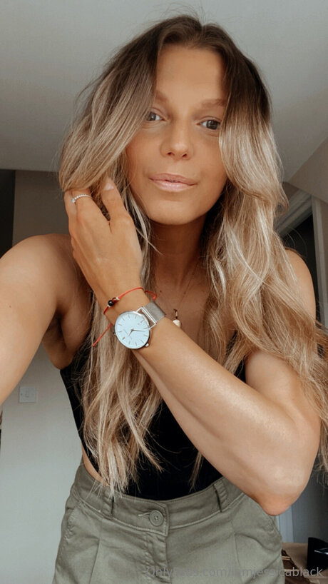 Itsonlyjess top model pics