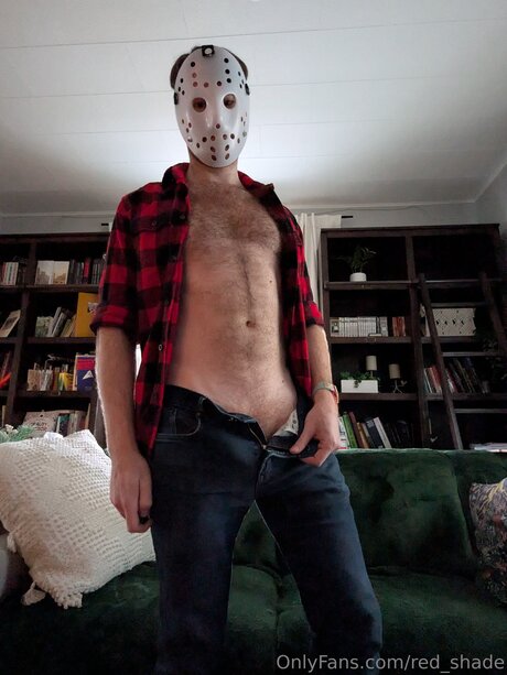 Red Hart top star pic