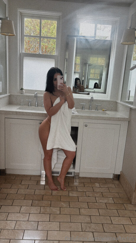 Anittaafterhrs best model galleries