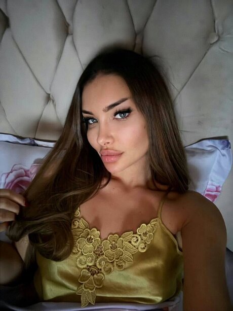 Itsemmma hd model photos