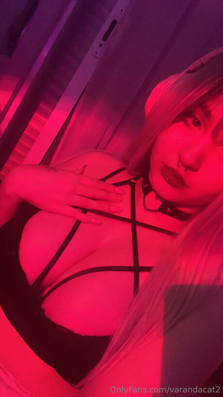 Callmevaranda2 nude star pics