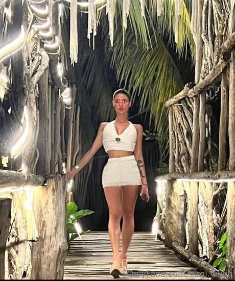 Virgi Vixen nudes actress pics