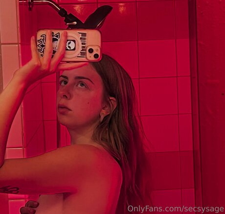 Secsysage erotic pornstar gallery