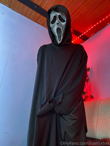 Juansxbxs naked actress gallery