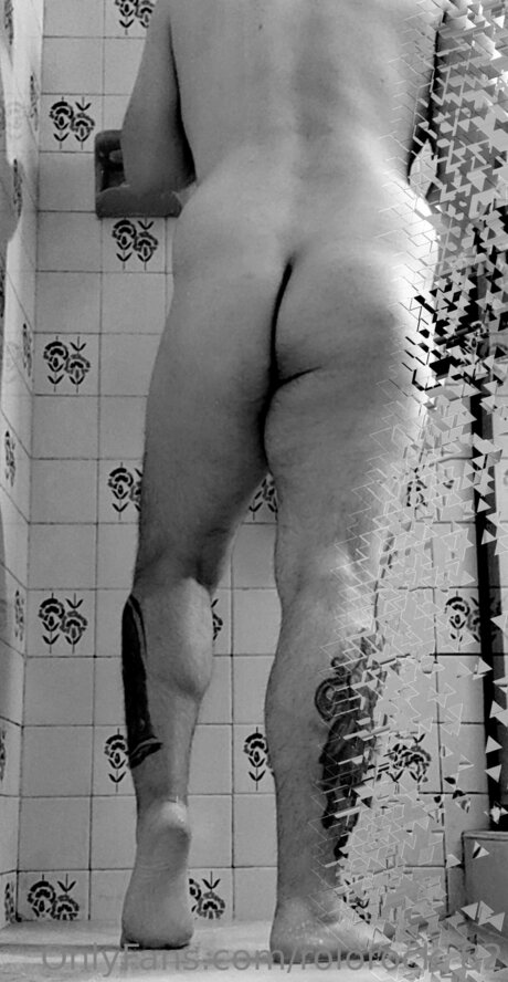 Rolorock 82 model nudes pictures