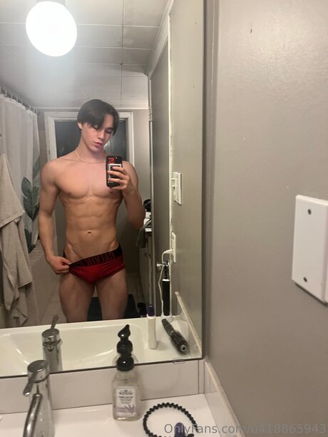 Neoakira adult model images