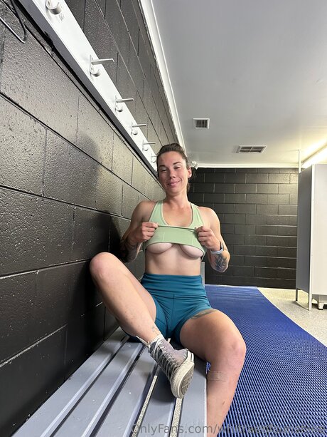 Whitraeofsunshine nudes model archive