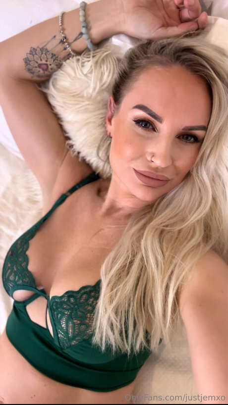 Jemanddazfree pornstar nudes image