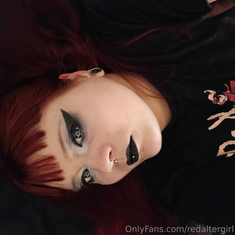 Redaltergirl hot actress pic