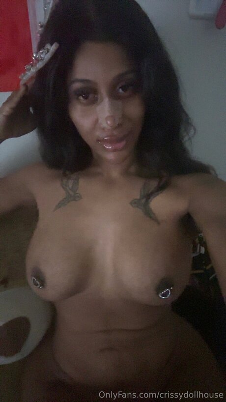 Crissydollhouse exclusive pornstar pic