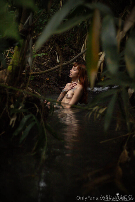 Afrodit Ss sexy star photo