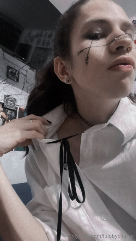 Lulobycharlie art star image