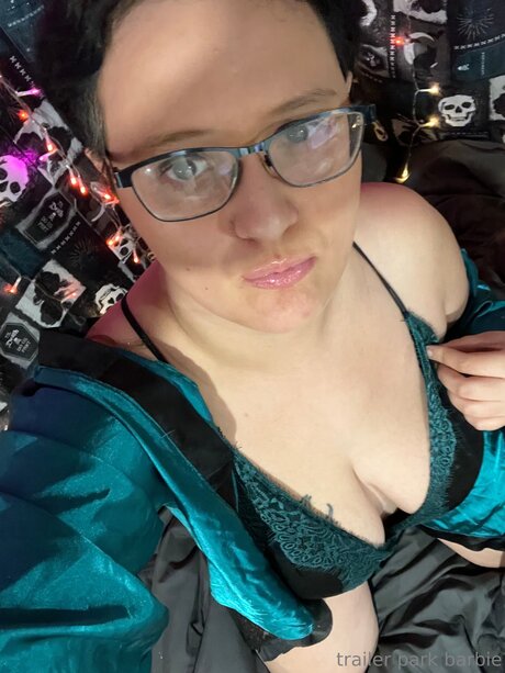 Trailerparkbarbiefree nice actress img