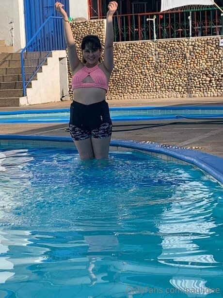 Paulidee star hot pics