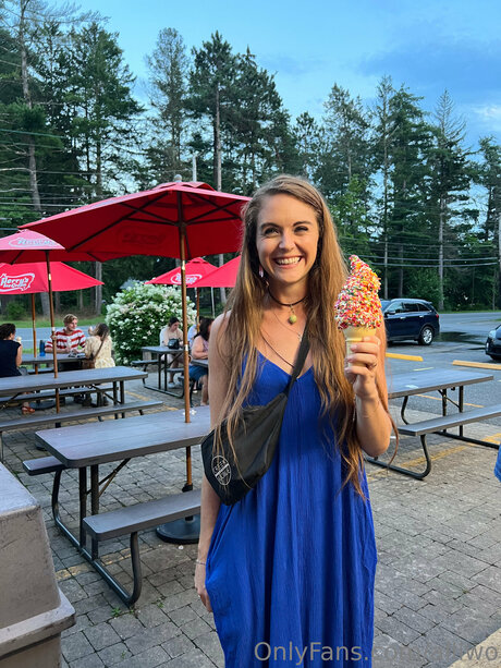 Alliwo star nudes archive