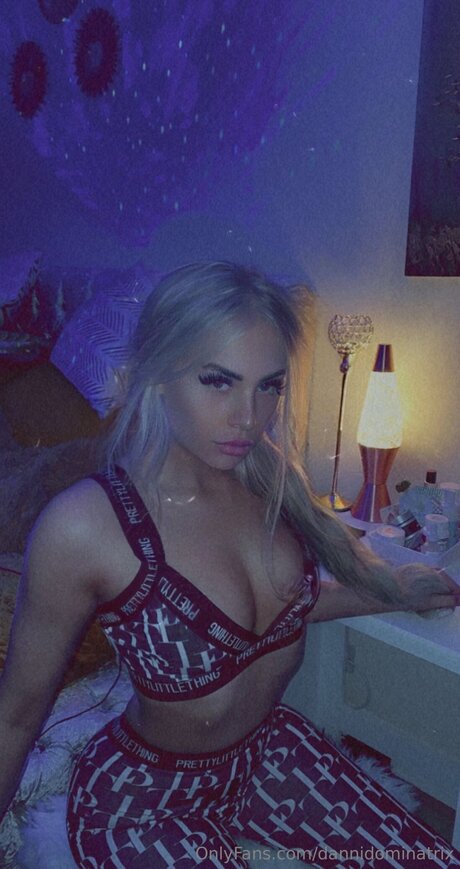 Dannidominatrix pornstar erotic img