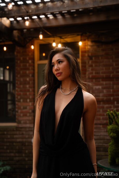 Caliiroll model hd photo