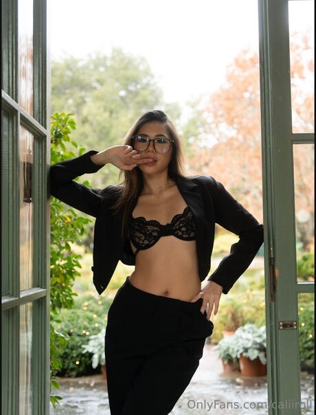 Caliiroll nudes pornstar photos
