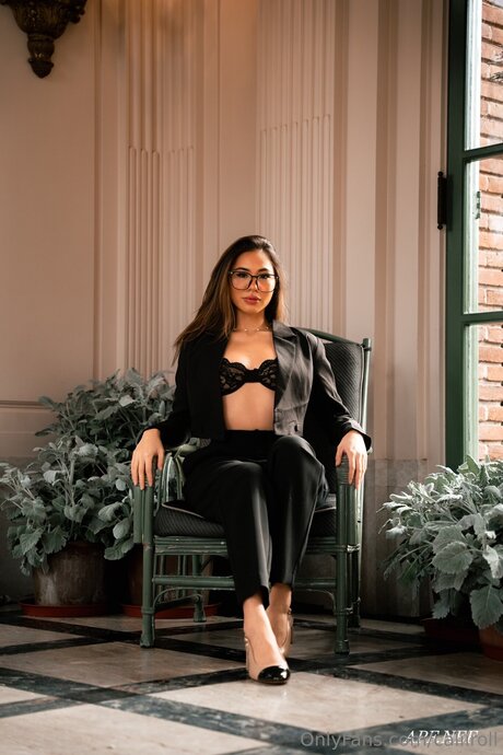 Caliiroll pornstar photos