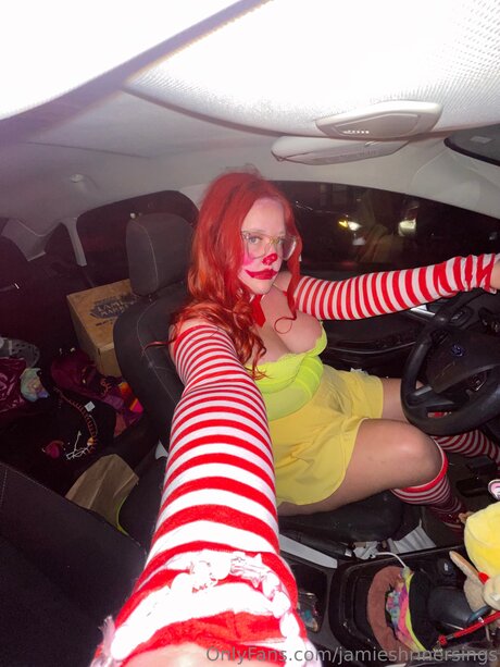 Jamieshrinersings model top archive