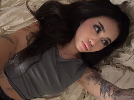 Carrotscake naked actress img