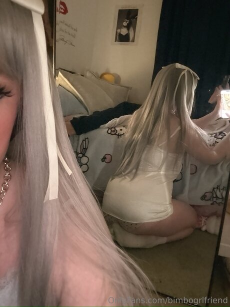 Bimbogrlfriend adult model pics