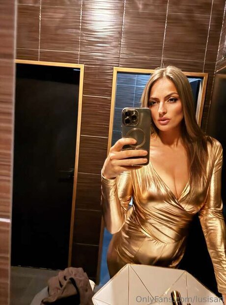 Lusisart xxx model pic