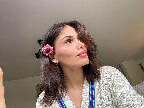 Rosealina pornographic actress images