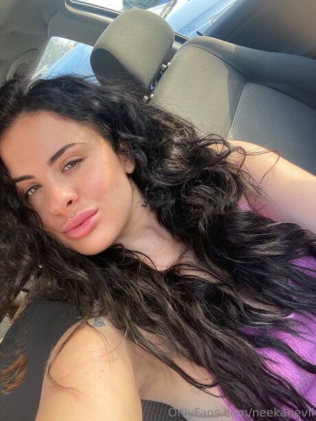 Neekanevil pornstar hot images