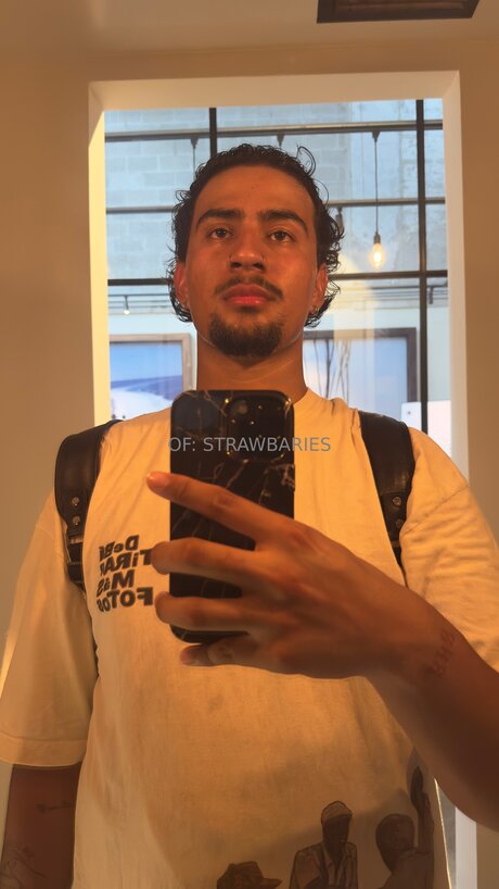 Strawbaries sexy actress images