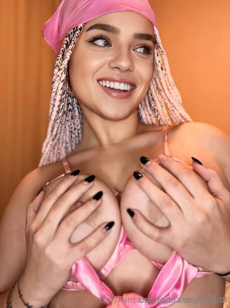 Hollydi hot pornstar pics