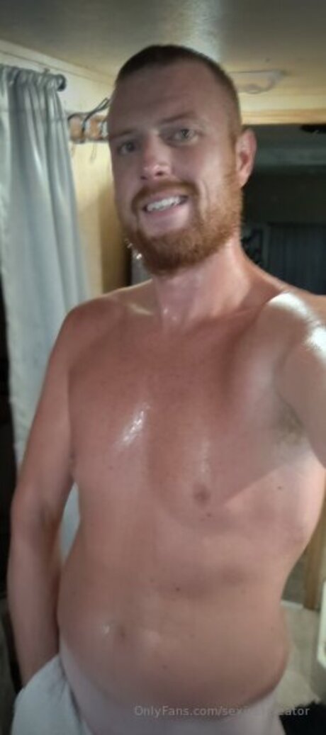 Sexiestcreator model nude photo