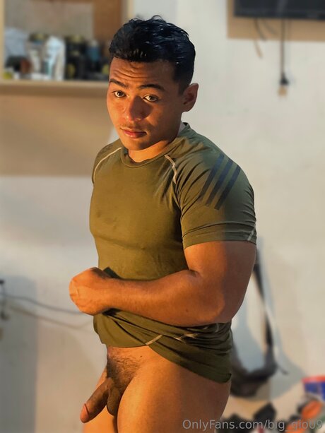 Big Gio09 pornstar sex img