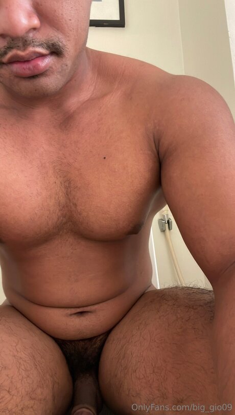 Big Gio09 model erotic galleries