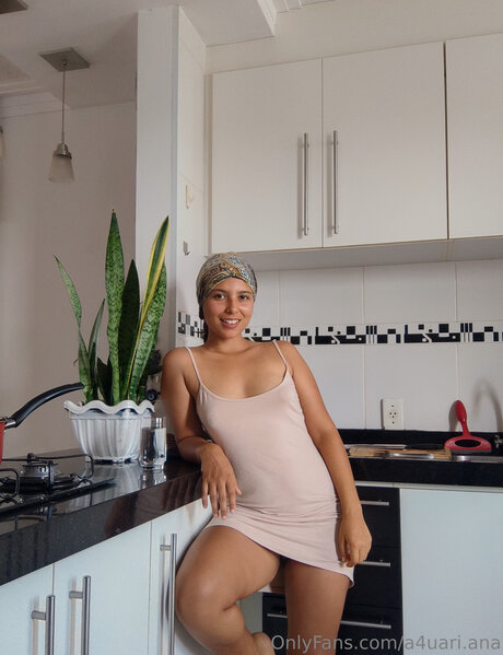 A4uari Ana actress image