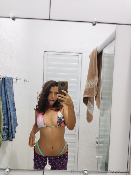 A4uari Ana pornstar erotic picture