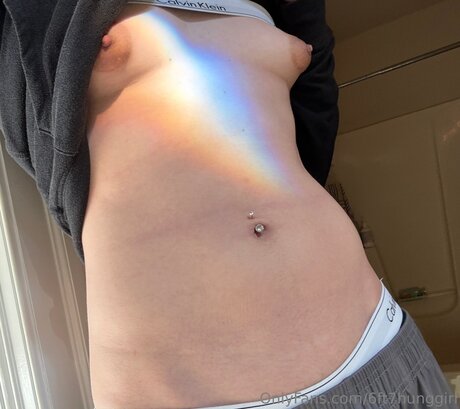 6ft7hunggirl star art pictures