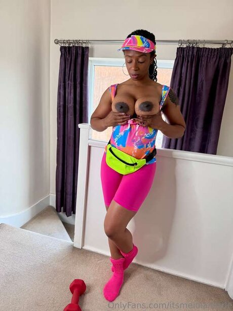 Itsmelolamarie model porn photos