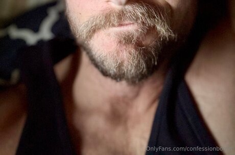 Confessionbooth adult model pic