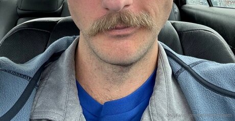 Confessionbooth sexy actress photos