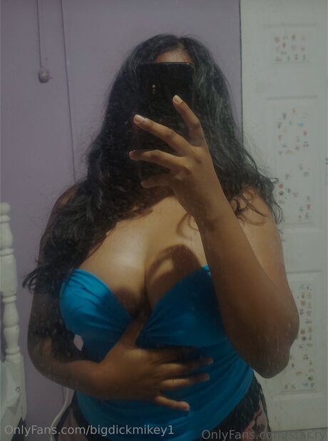 Bigdickmikey1 pornographic actress img