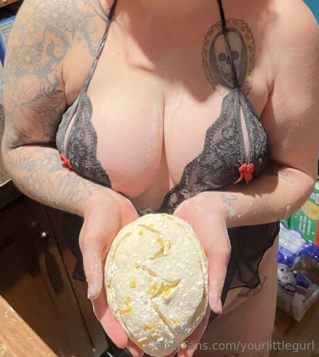 Yourlittlegurl naked pornstar pics