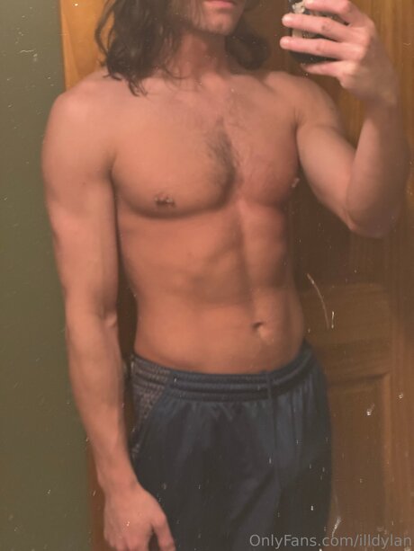 Illdylan exclusive actress pictures