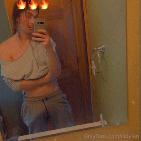 Illdylan star hot pics