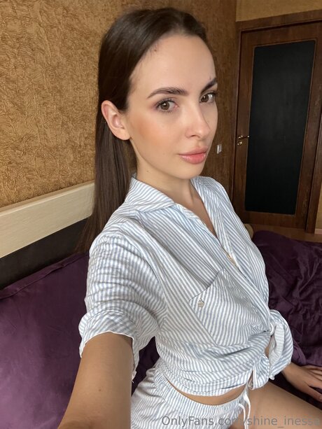 Shine Inessa top model img