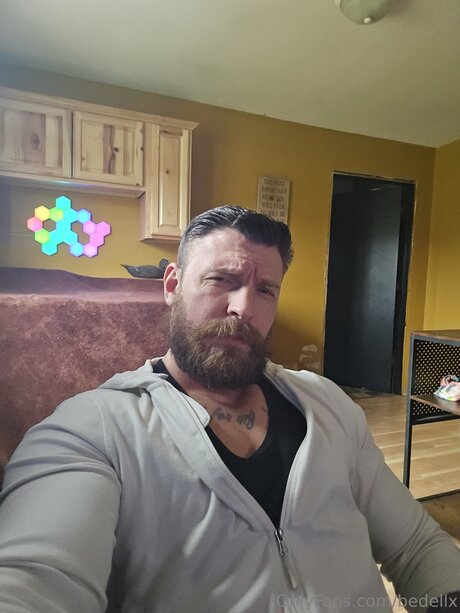 Bedellx beautiful actress img