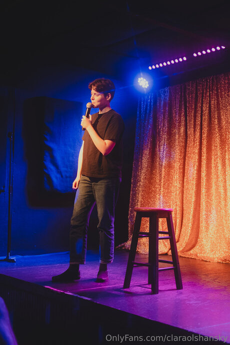 Carsonolshansky model high quality gallery